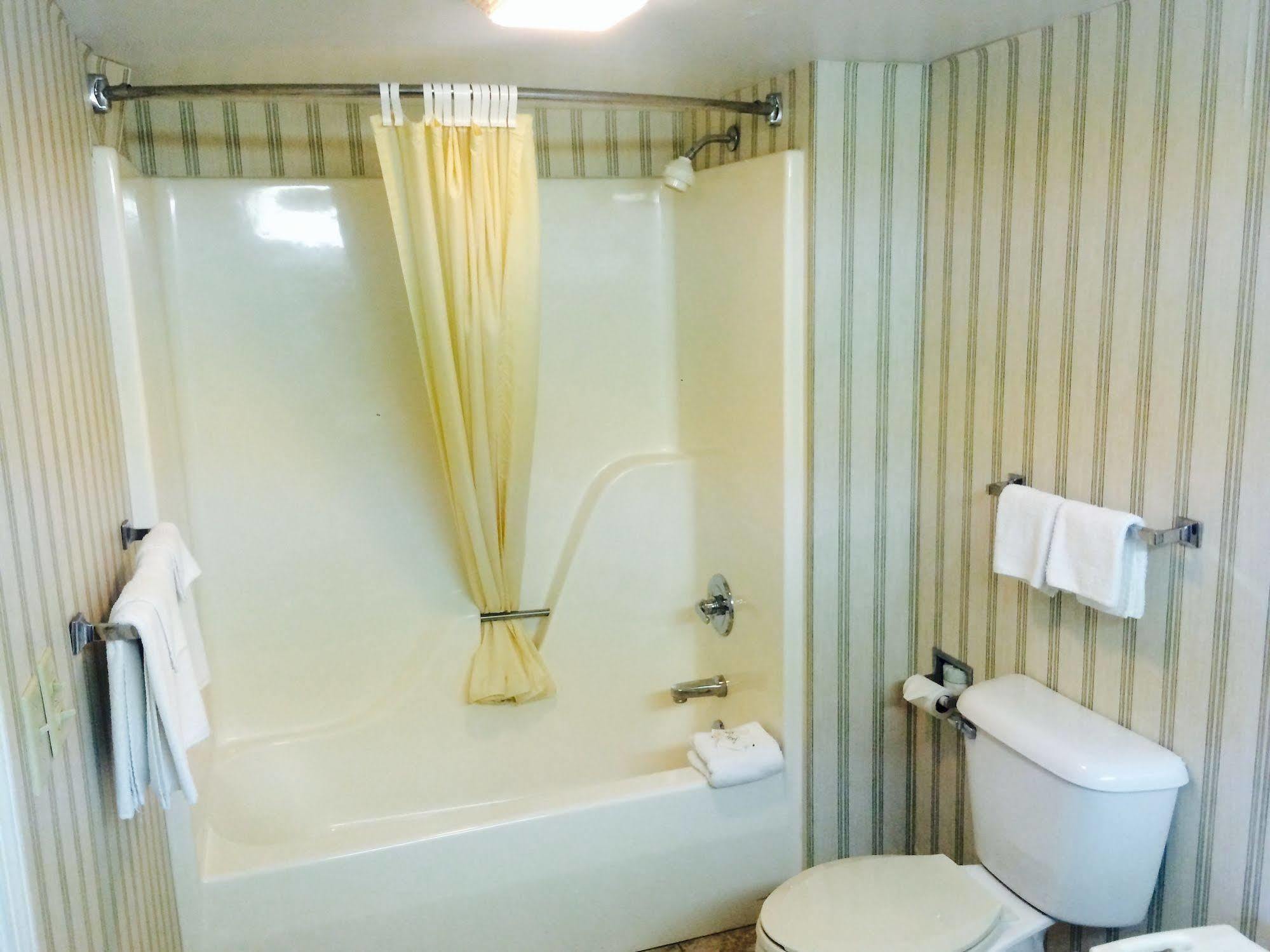 The Stratton Inn Princeton エクステリア 写真